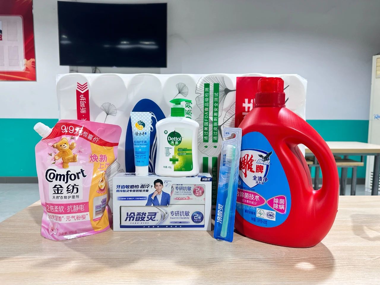 【致敬芳華 感恩有你】濃情三八節(jié)，愛意獻(xiàn)給她